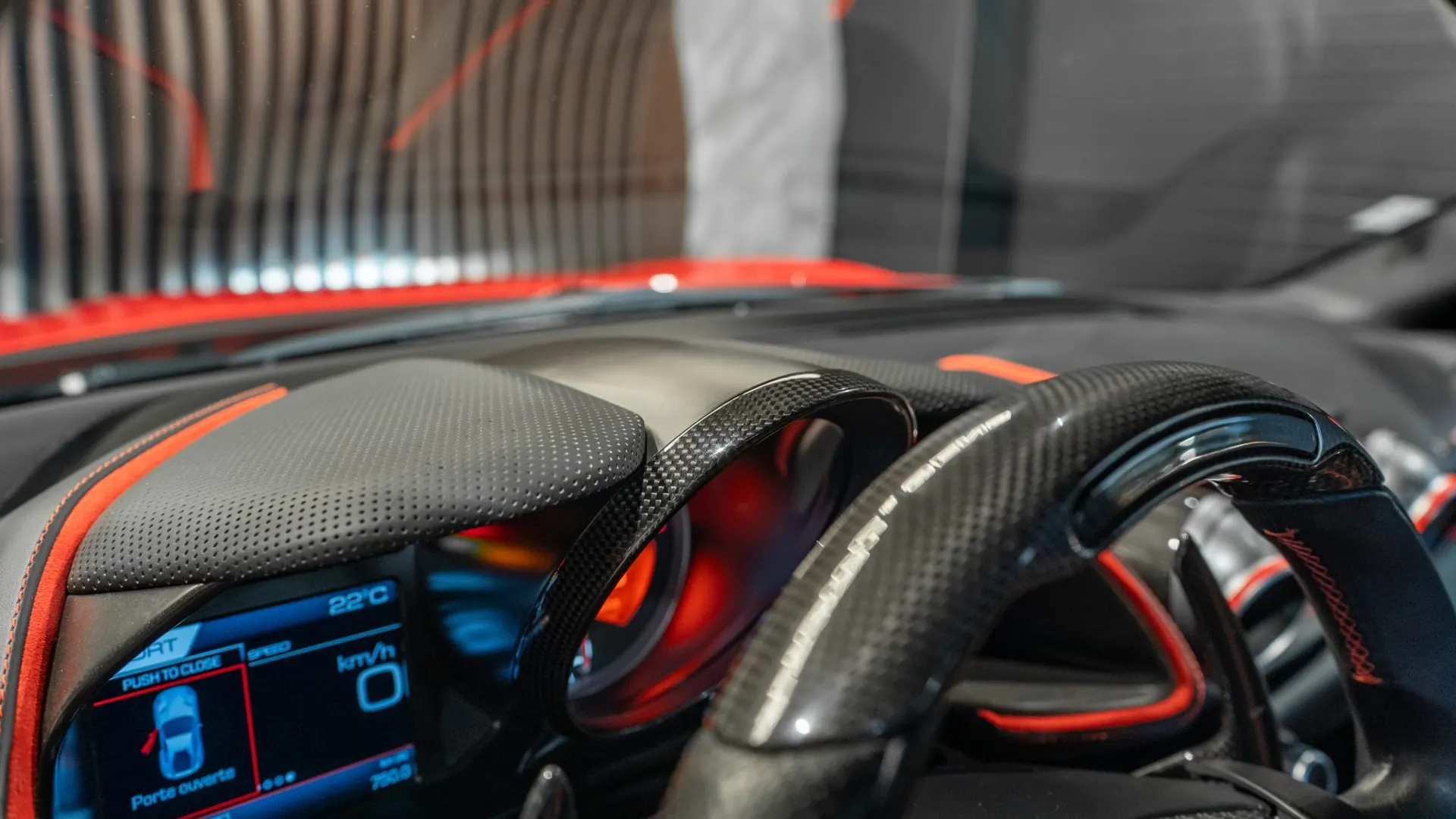 Ferrari 812 — photo 37