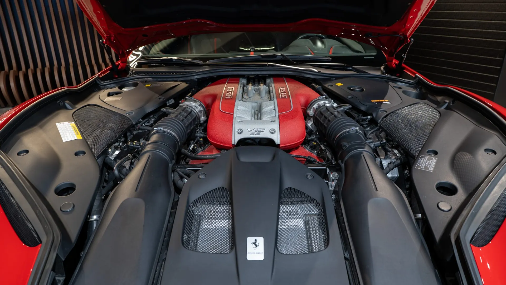 Ferrari 812 — photo 43