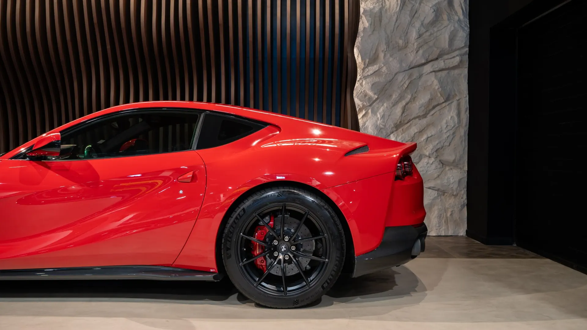 Ferrari 812 — photo 40