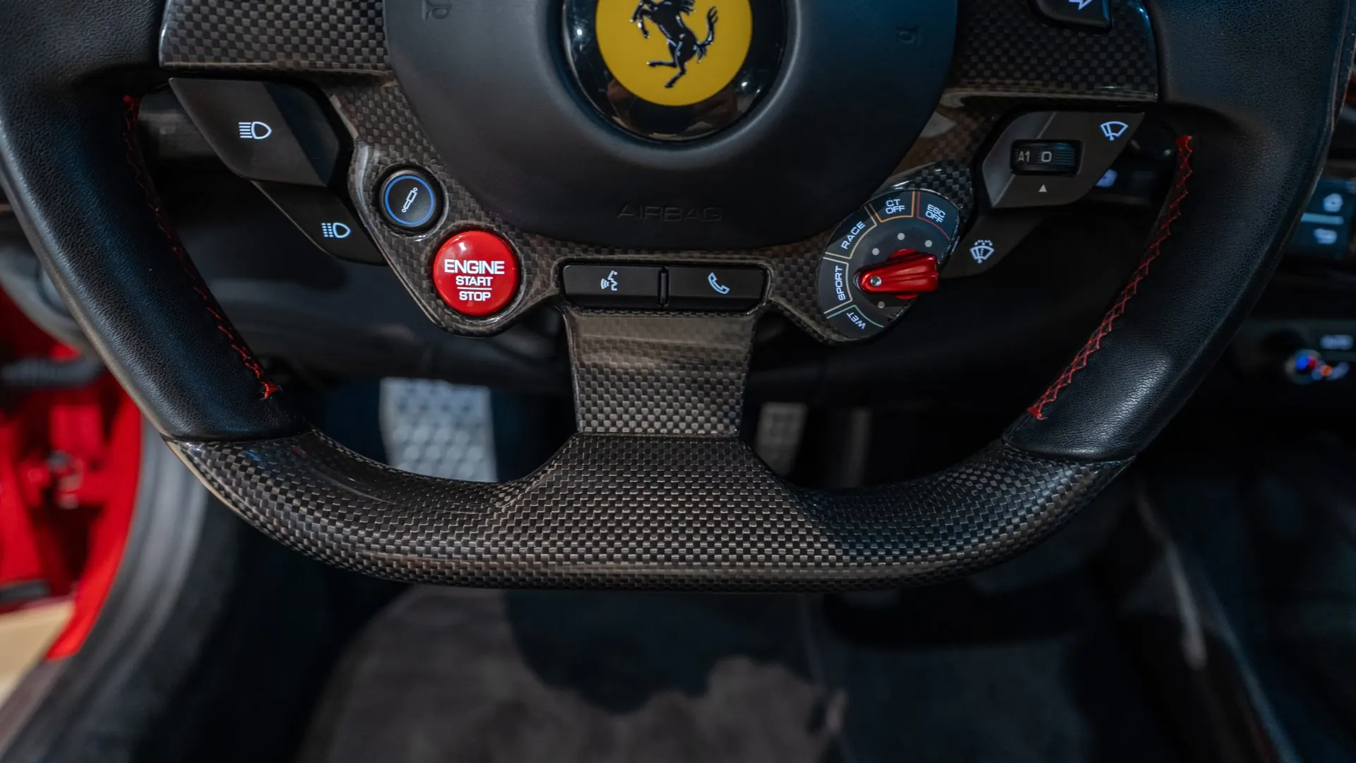 Ferrari 812 — photo 22