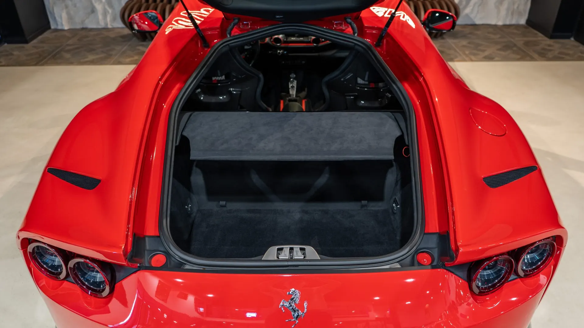 Ferrari 812 — photo 45