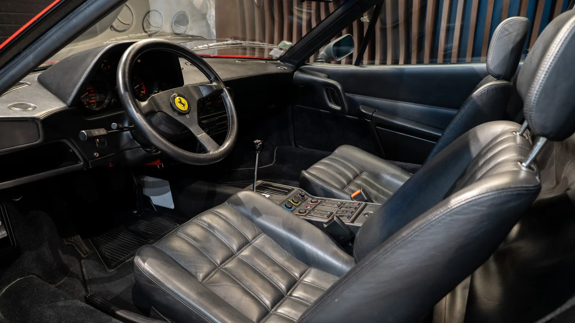 Ferrari FERRARI — photo 11
