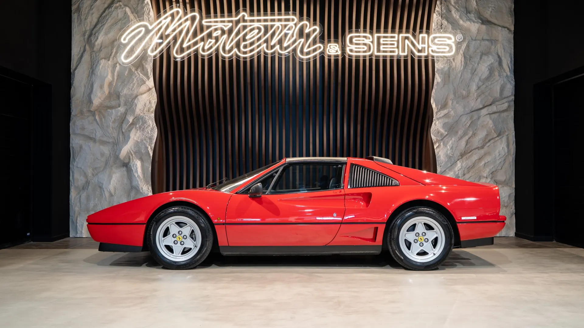 Ferrari FERRARI — photo 6