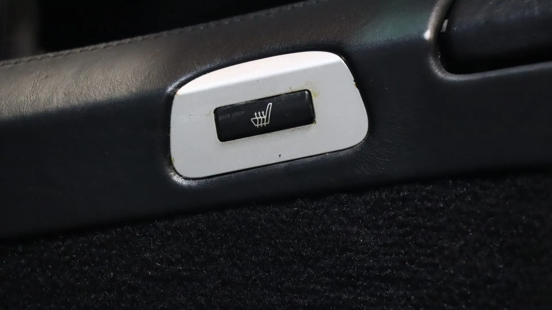 BMW Z8 — photo 28