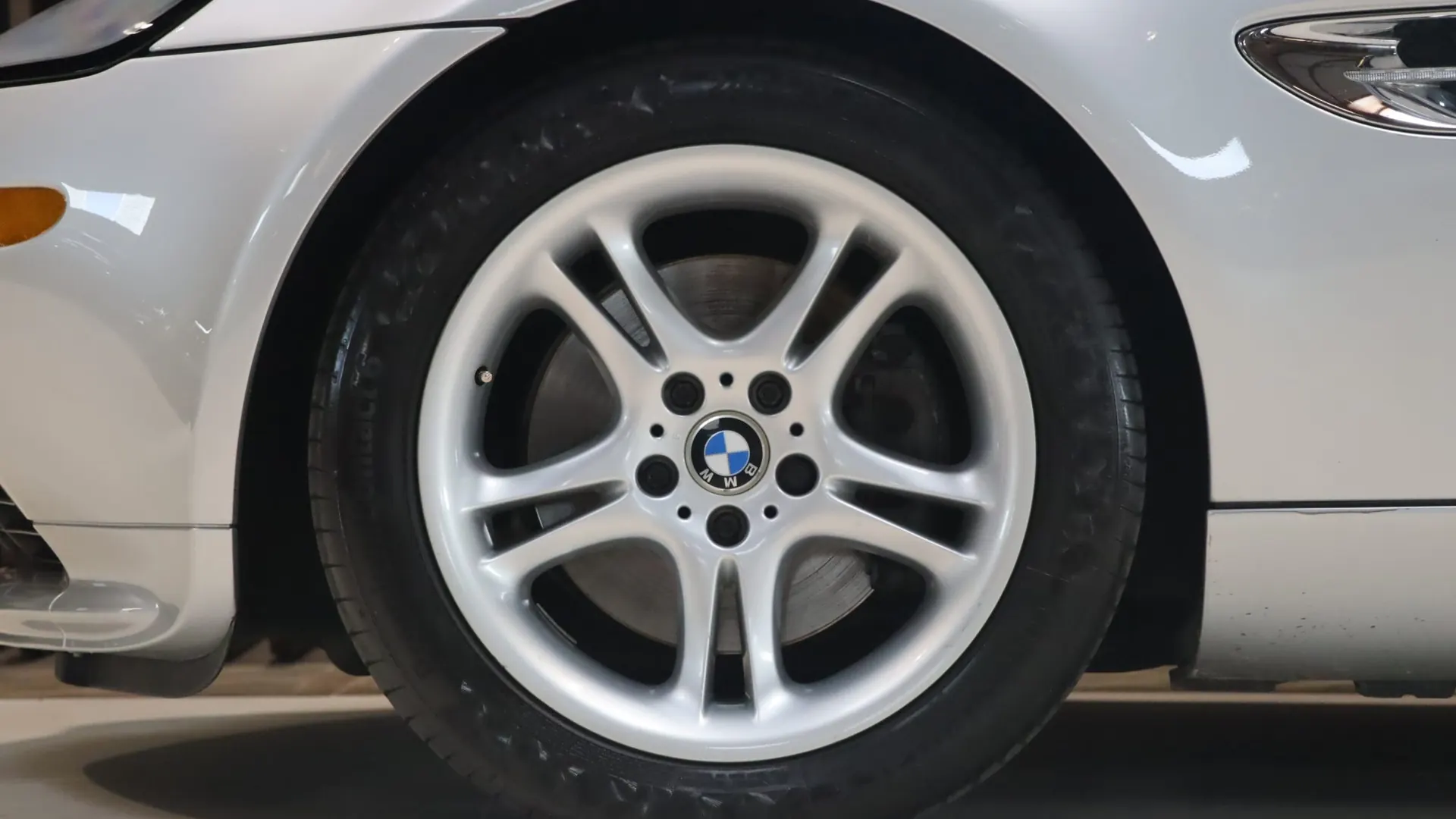 BMW Z8 — photo 37