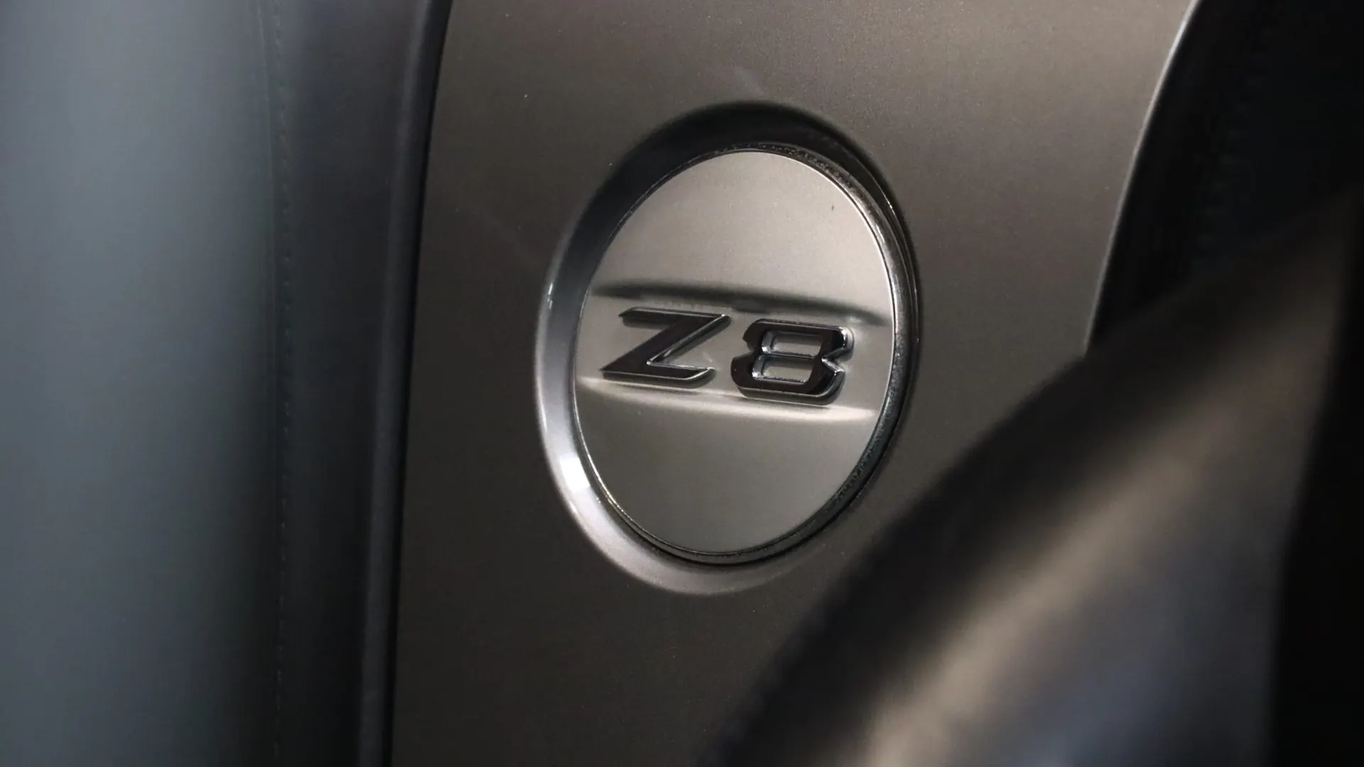 BMW Z8 — photo 26