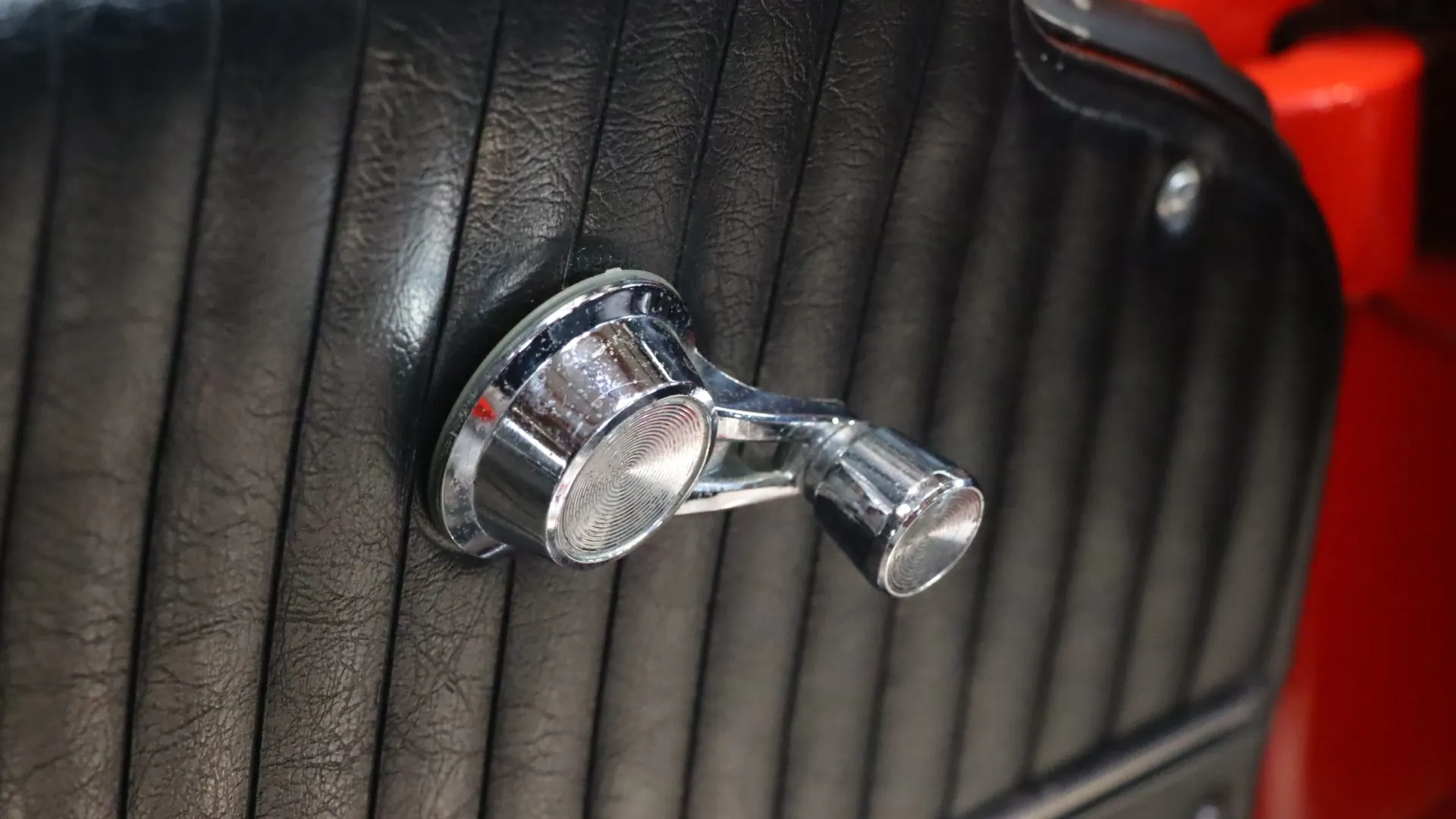 Chevrolet CHEVROLET — photo 12