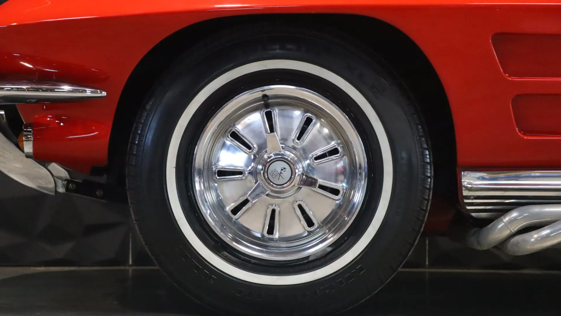 Chevrolet CHEVROLET — photo 31