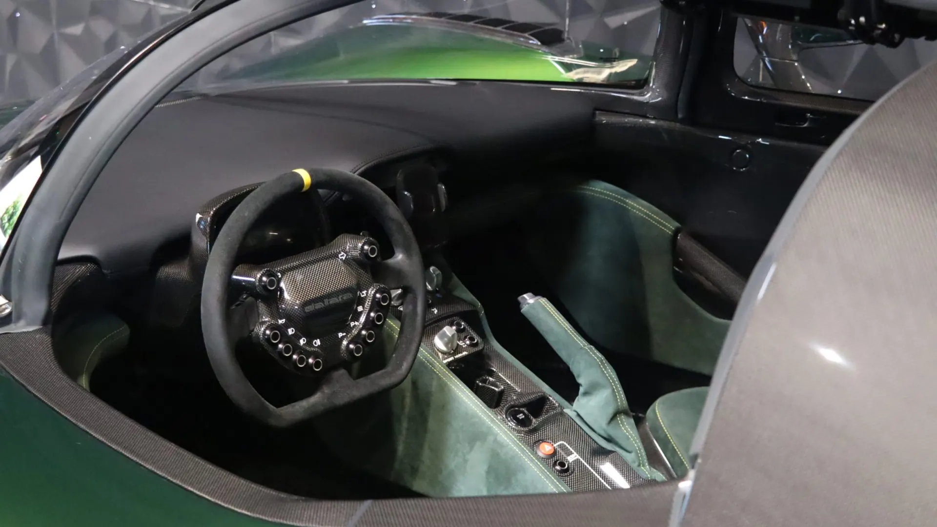 Dallara STRADALE — photo 8