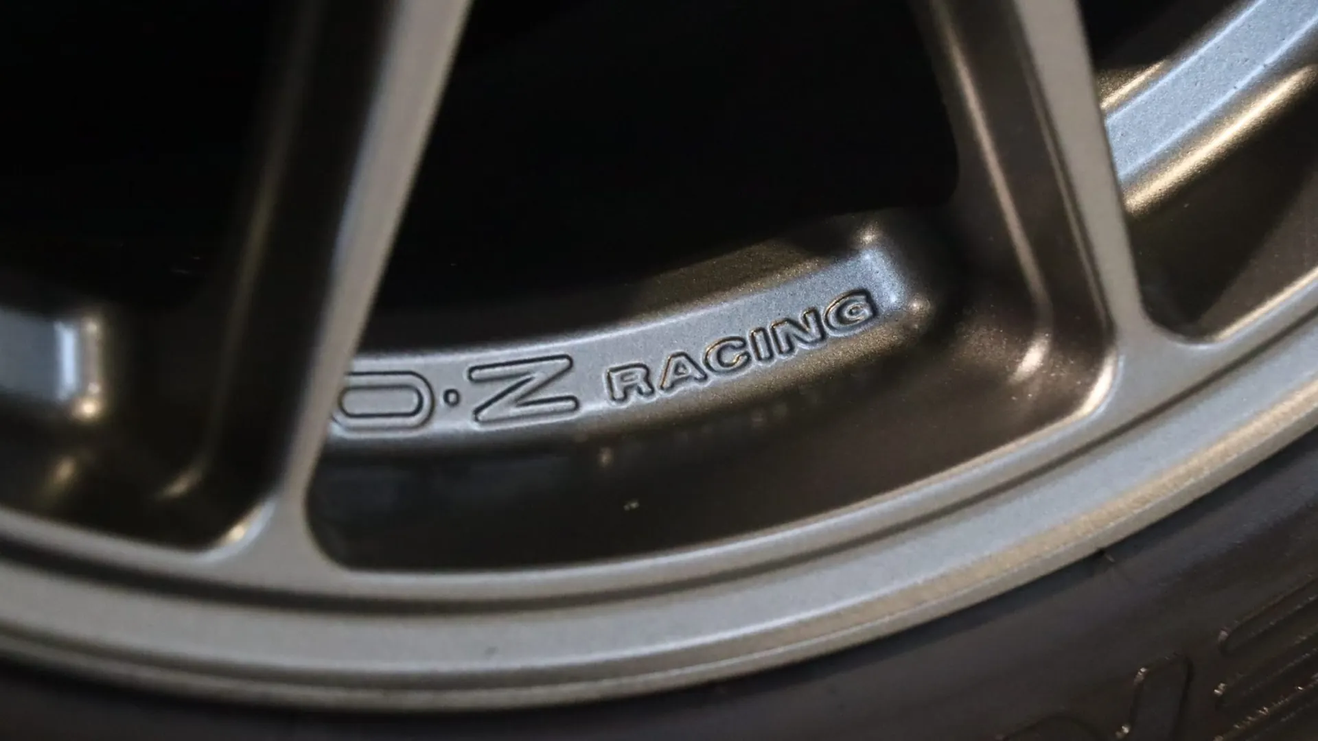 Dallara STRADALE — photo 38