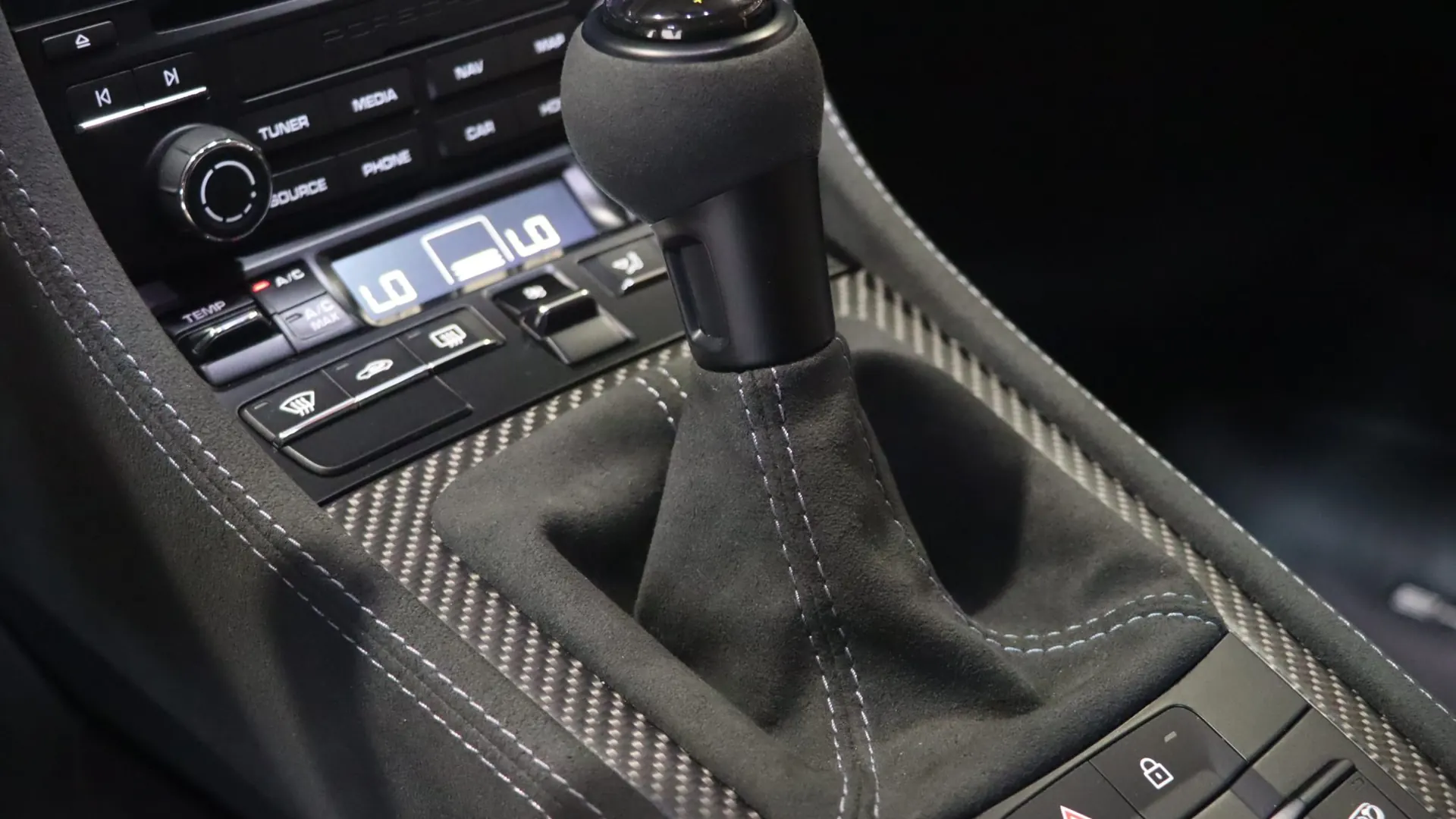 Porsche 718 — photo 29