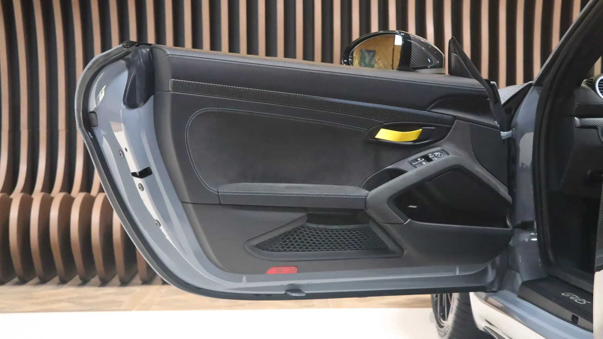 Porsche 718 — photo 10