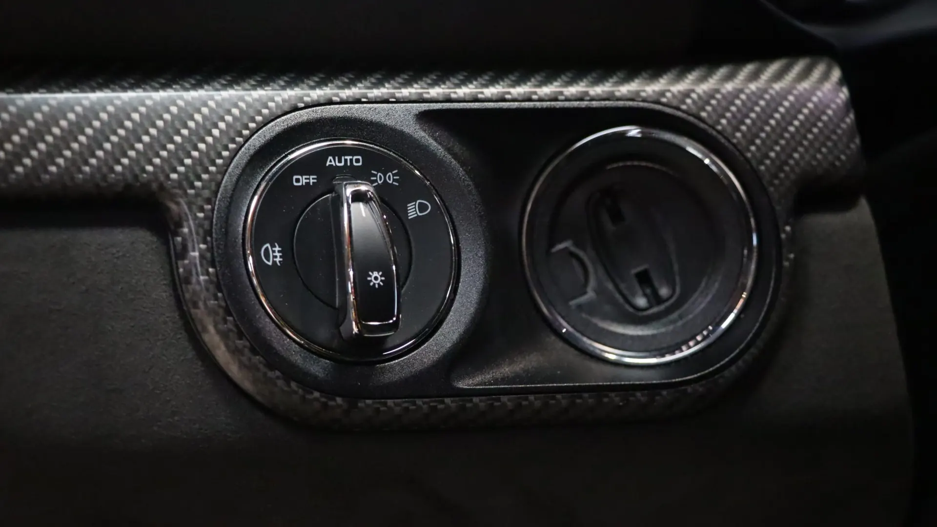 Porsche 718 — photo 16
