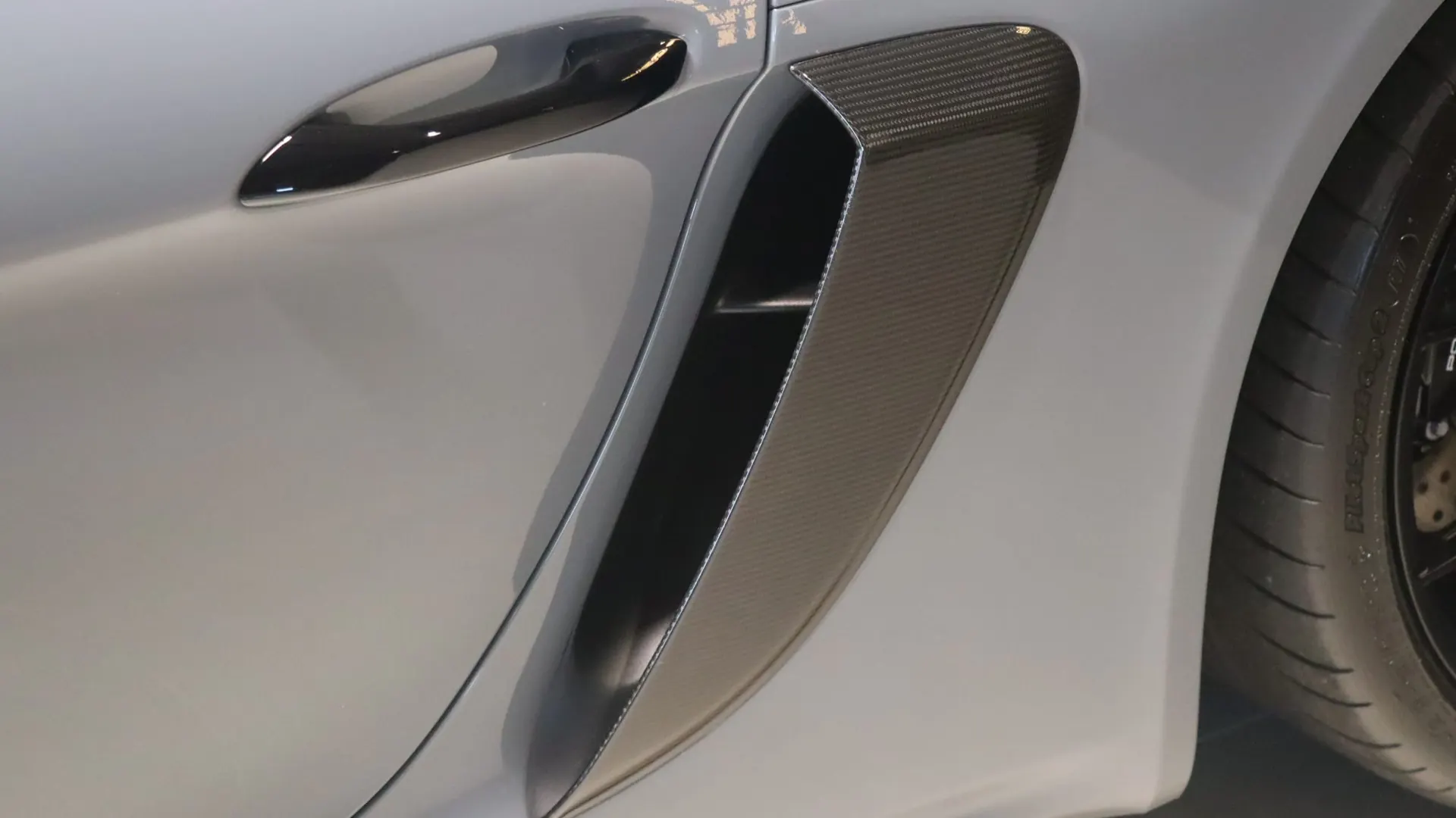 Porsche 718 — photo 49