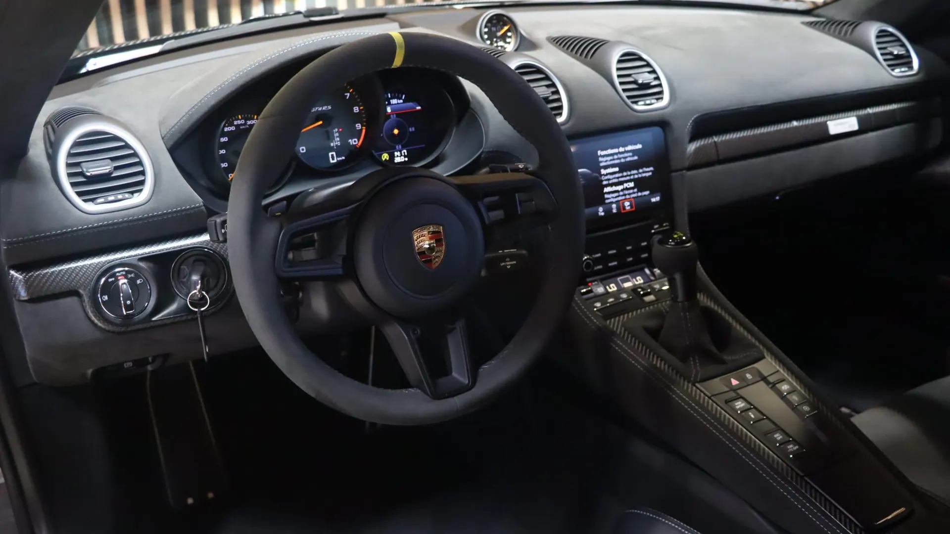 Porsche 718 — photo 15