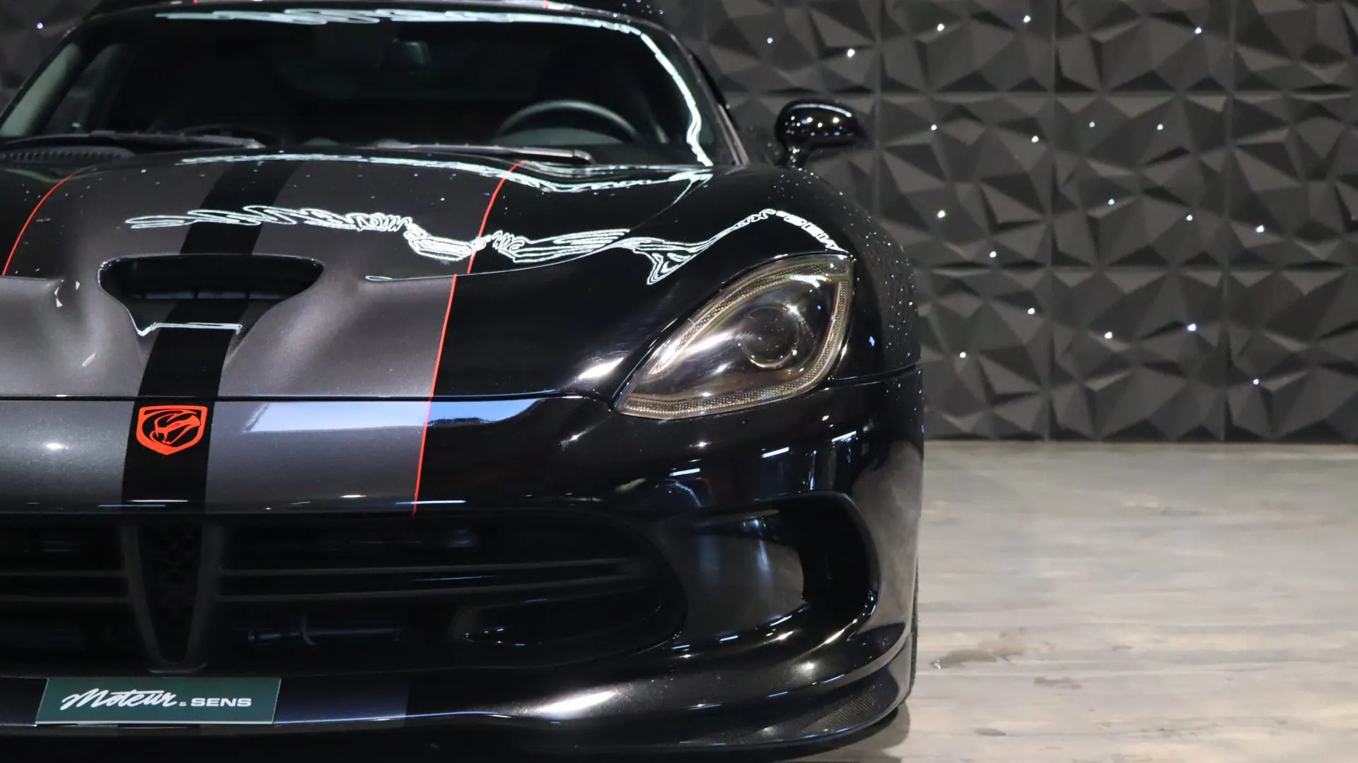 Dodge VIPER — photo 34