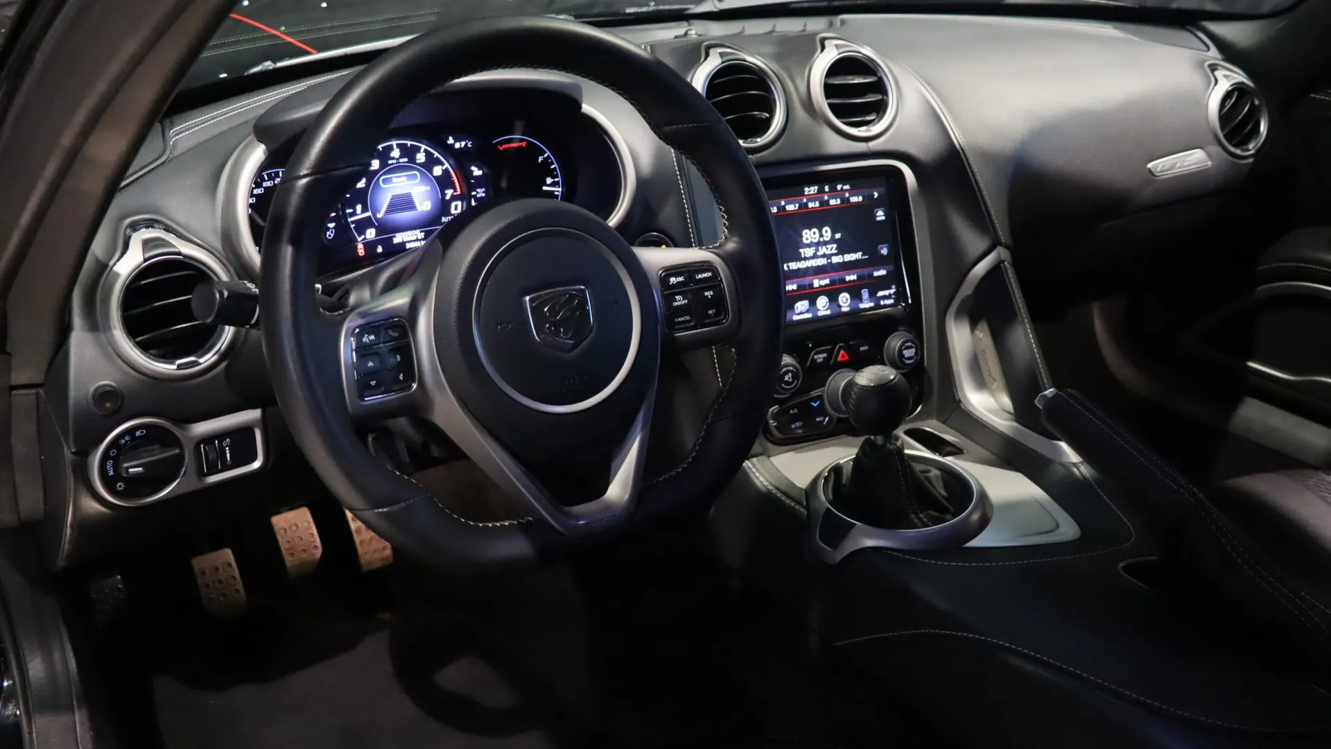 Dodge VIPER — photo 14