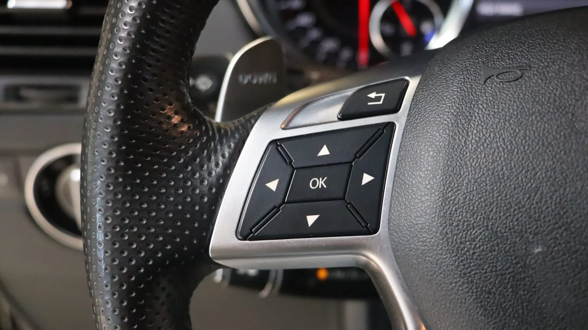 Mercedes CLASSE — photo 19