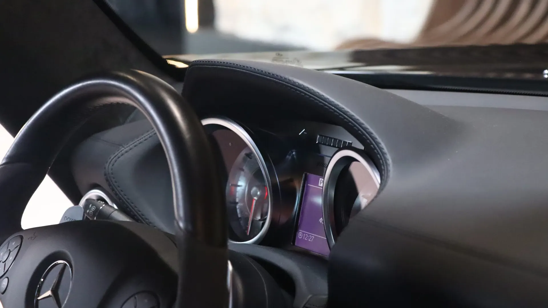 Mercedes SLS — photo 24