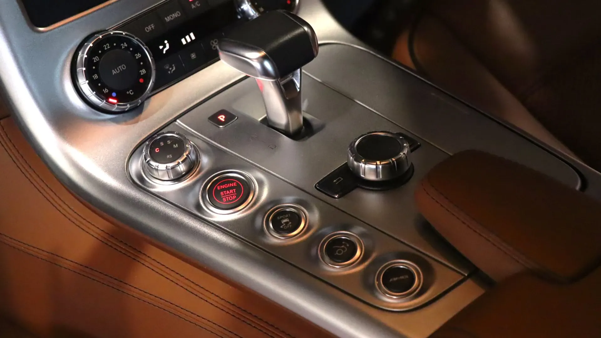 Mercedes SLS — photo 28