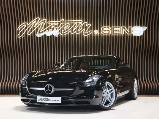 Mercedes SLS