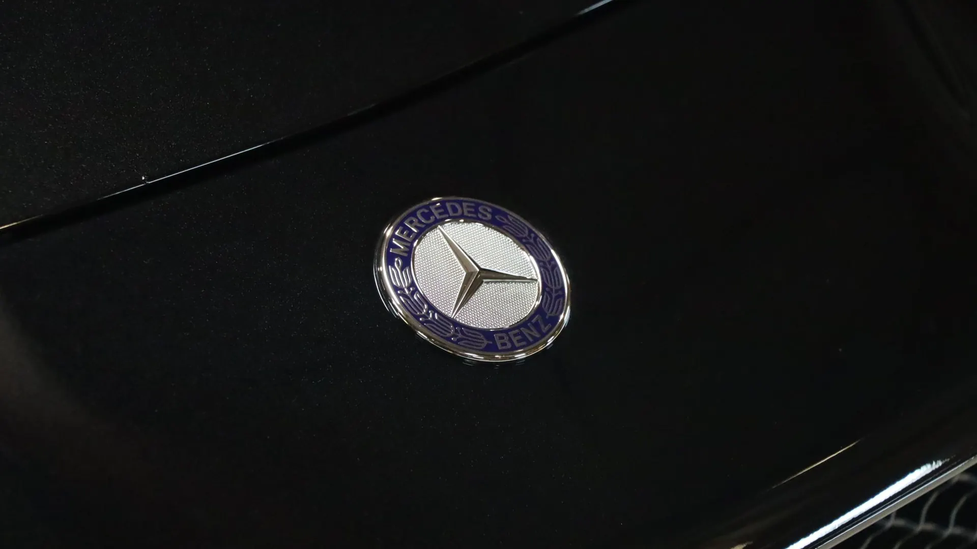 Mercedes SLS — photo 34
