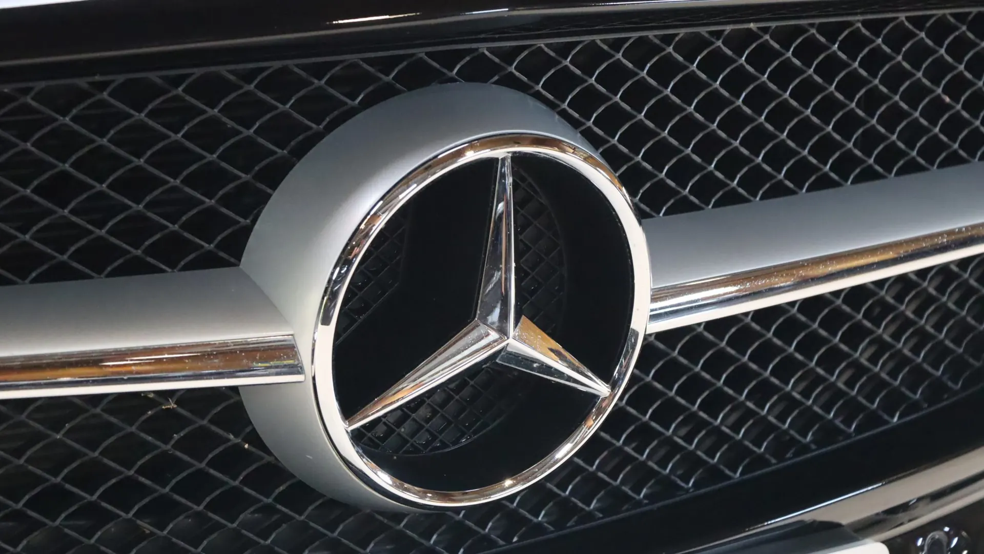 Mercedes SLS — photo 35