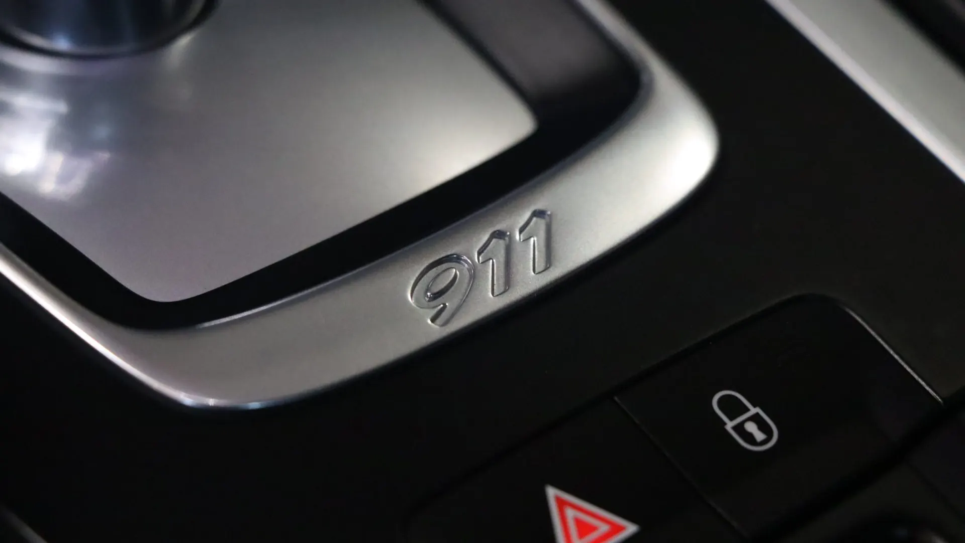 Porsche 911 — photo 29