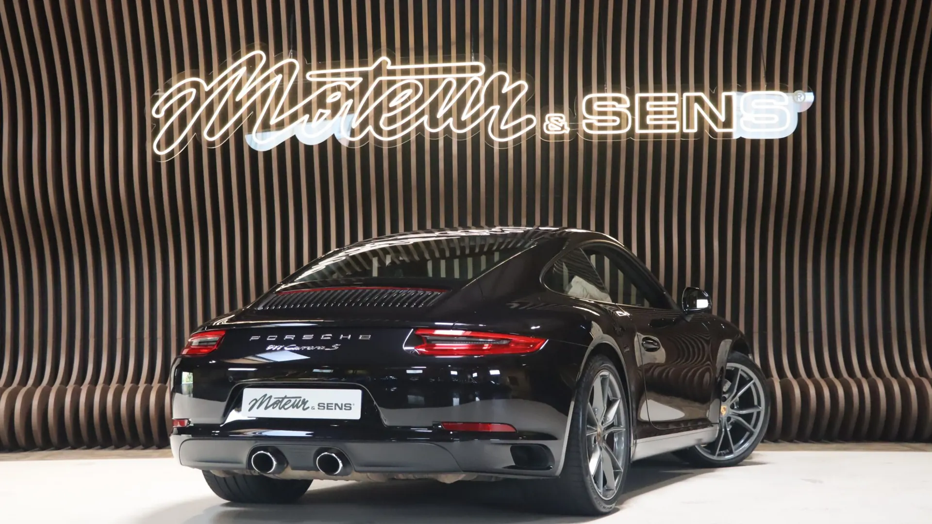 Porsche 911 — photo 2