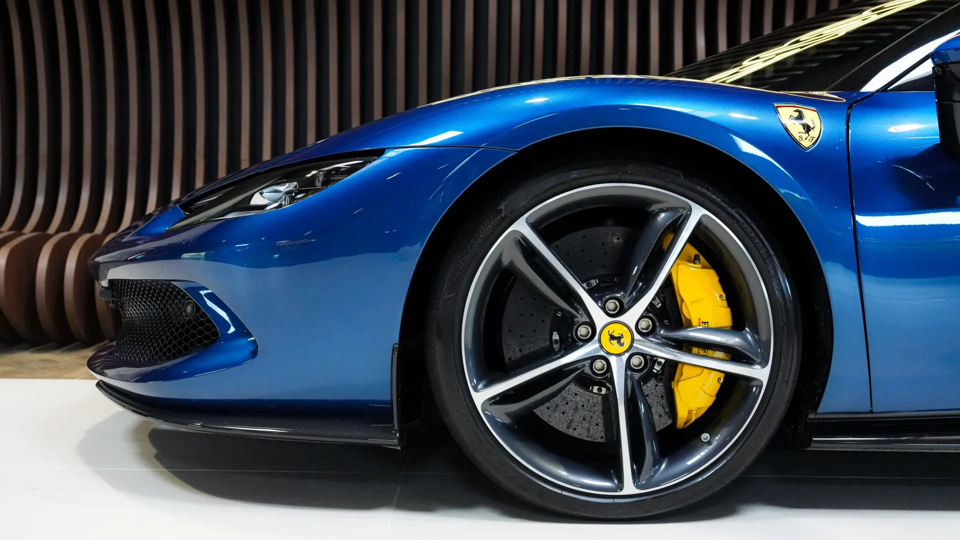 Ferrari 296 — photo 29
