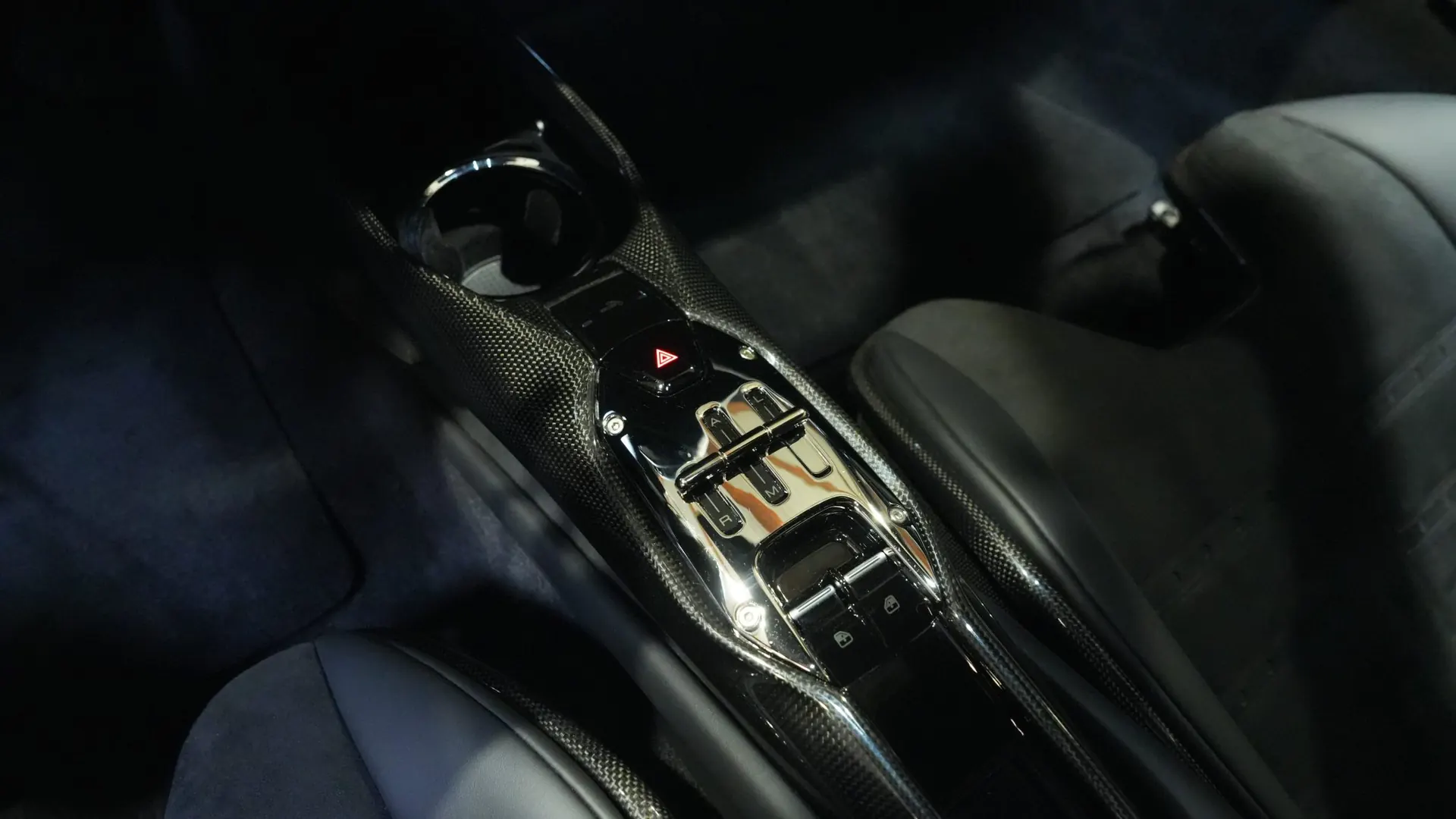 Ferrari 296 — photo 15