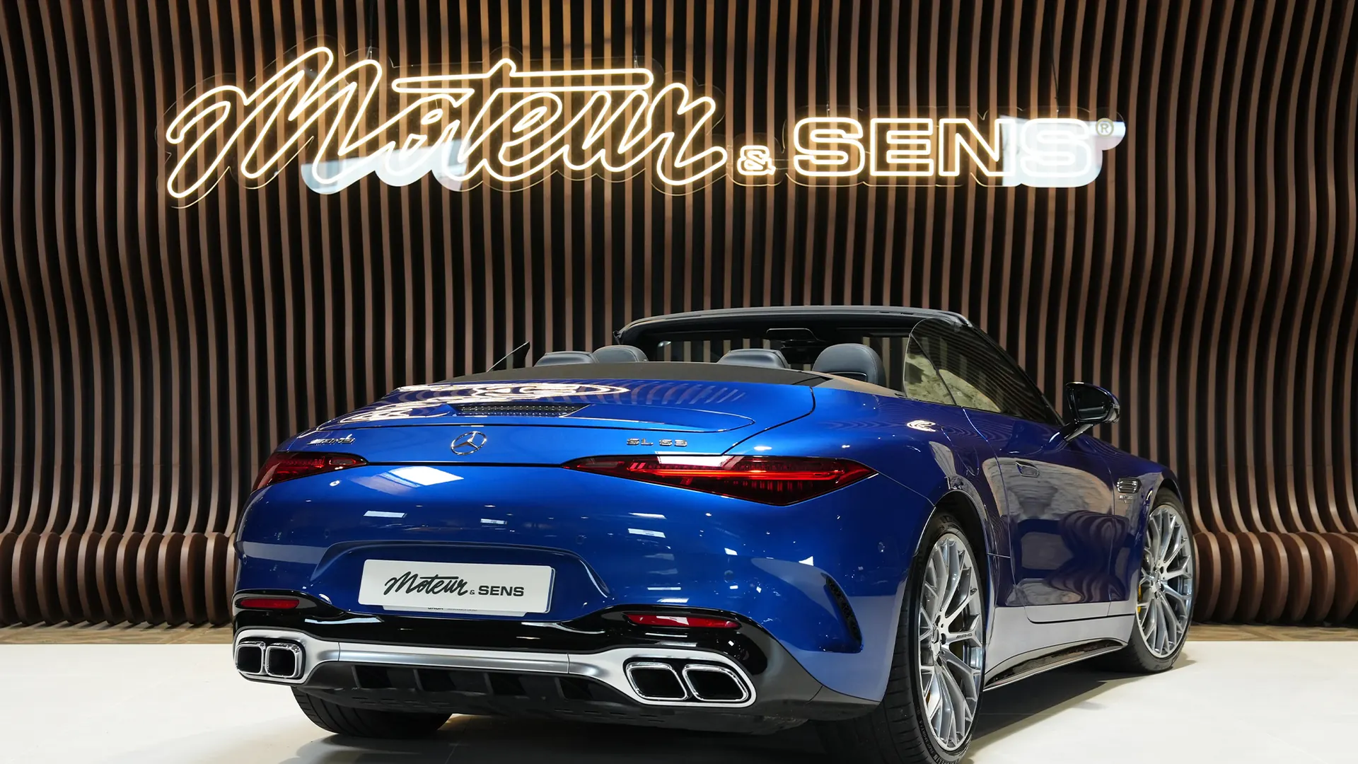 Mercedes SL63 — photo 2