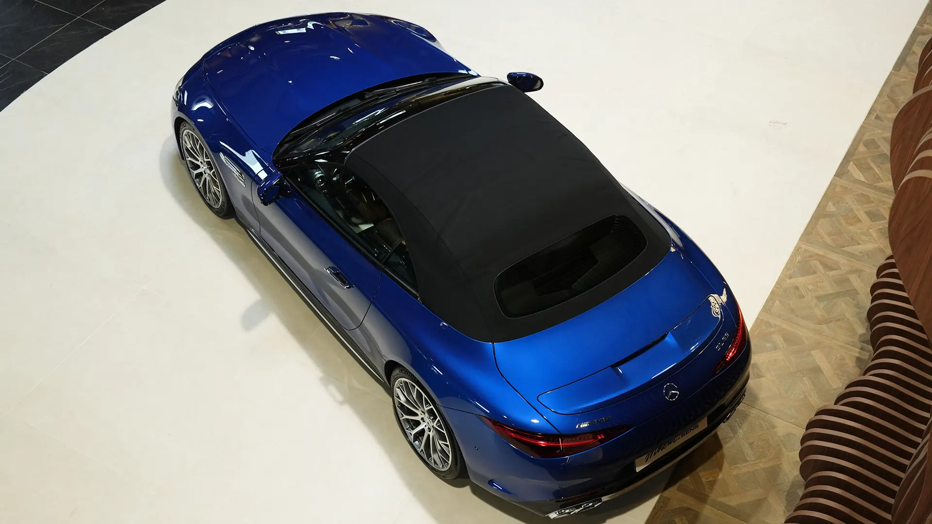 Mercedes SL63 — photo 44