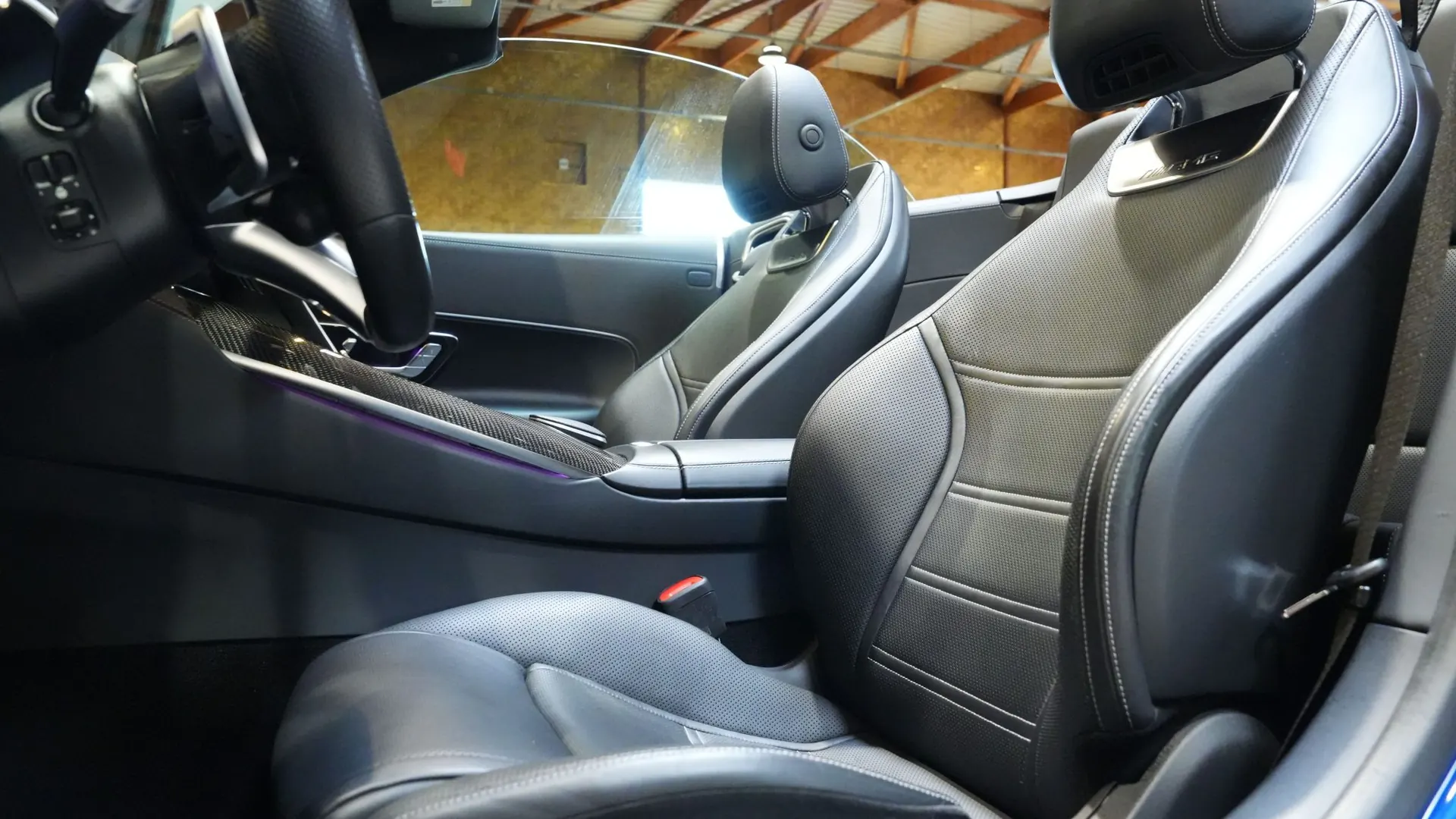 Mercedes SL63 — photo 17