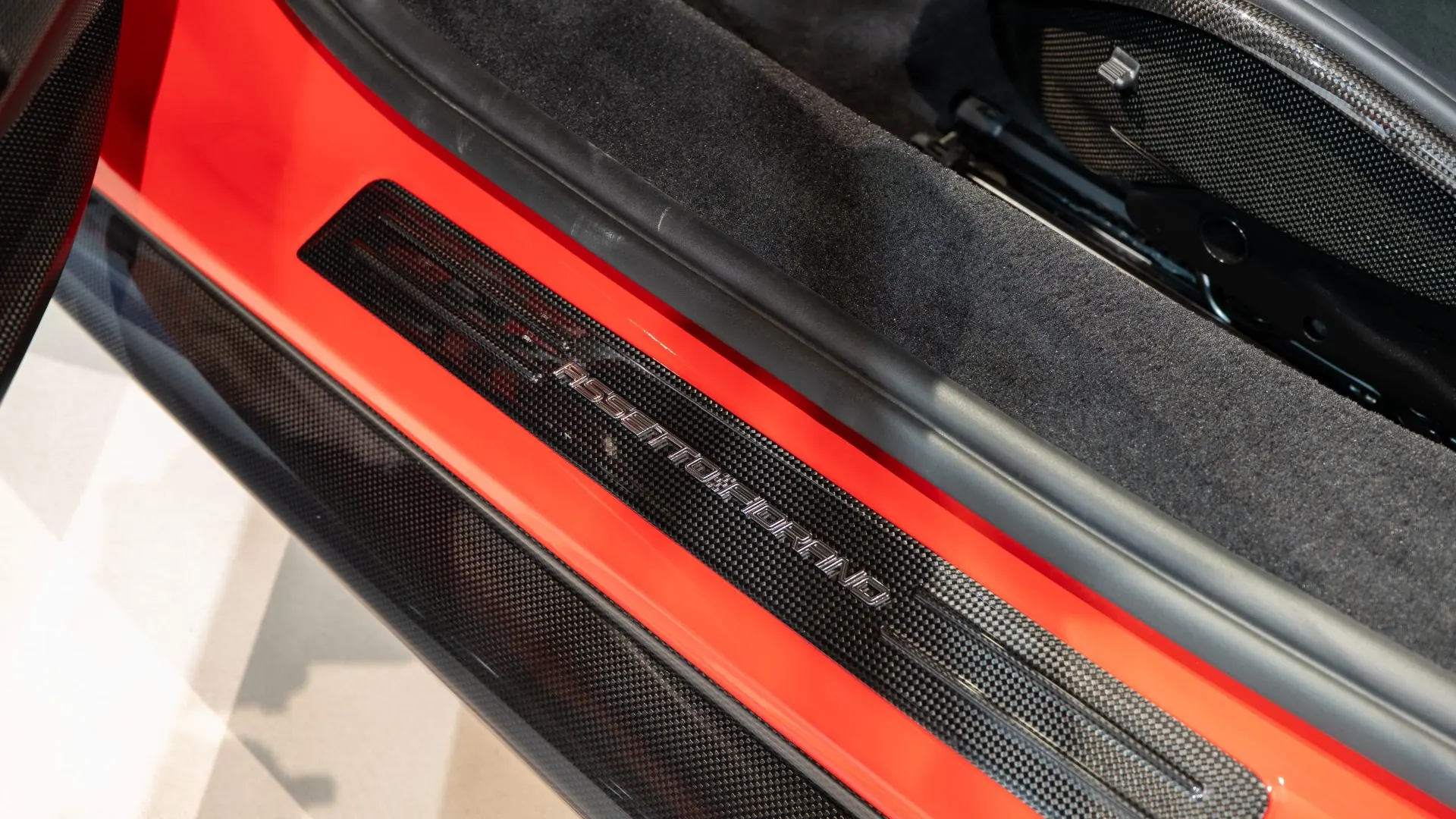 Ferrari 296 — photo 11