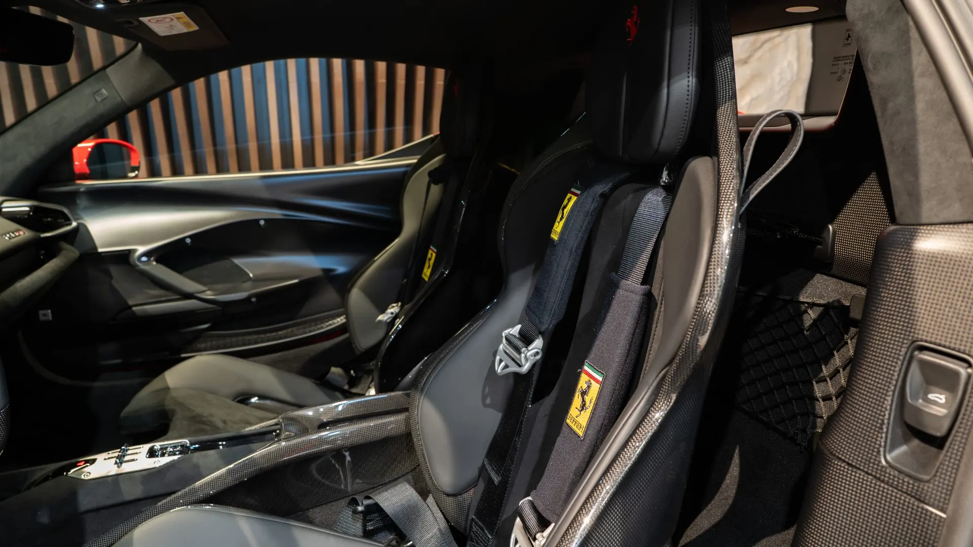 Ferrari 296 — photo 8