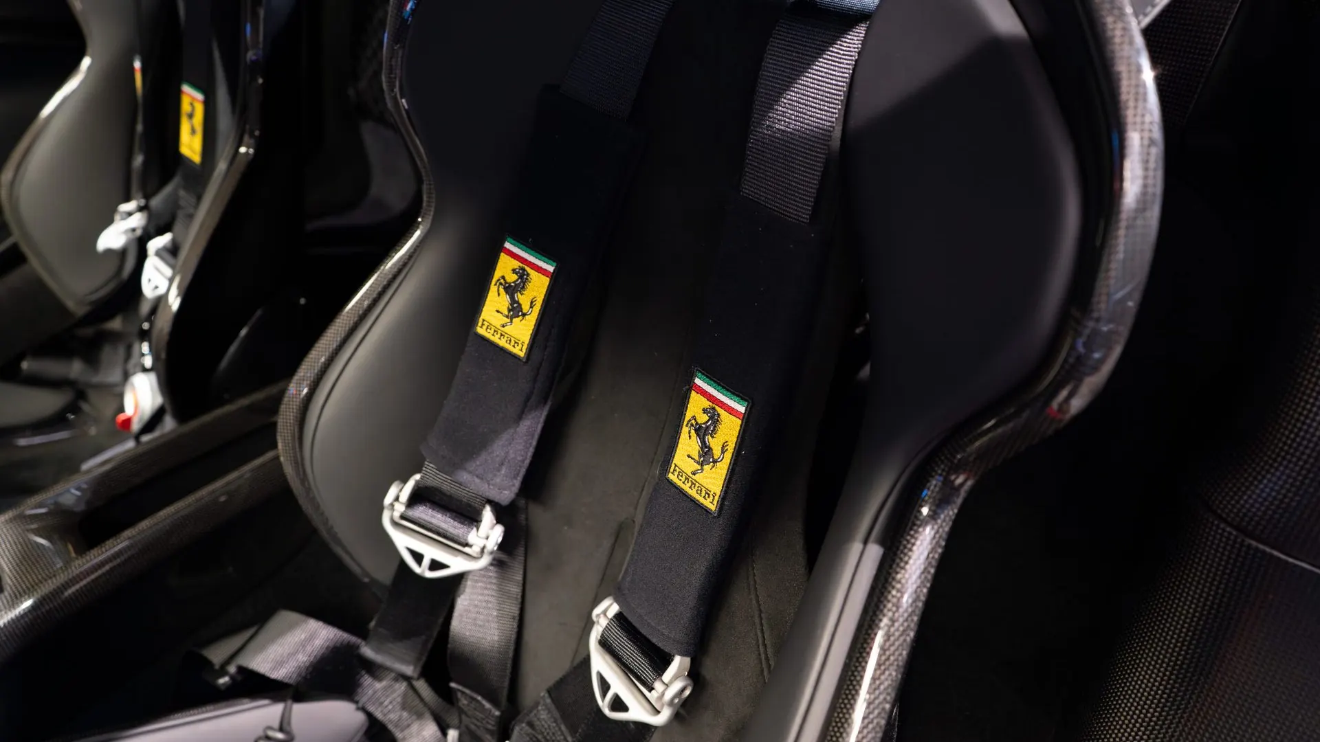 Ferrari 296 — photo 29