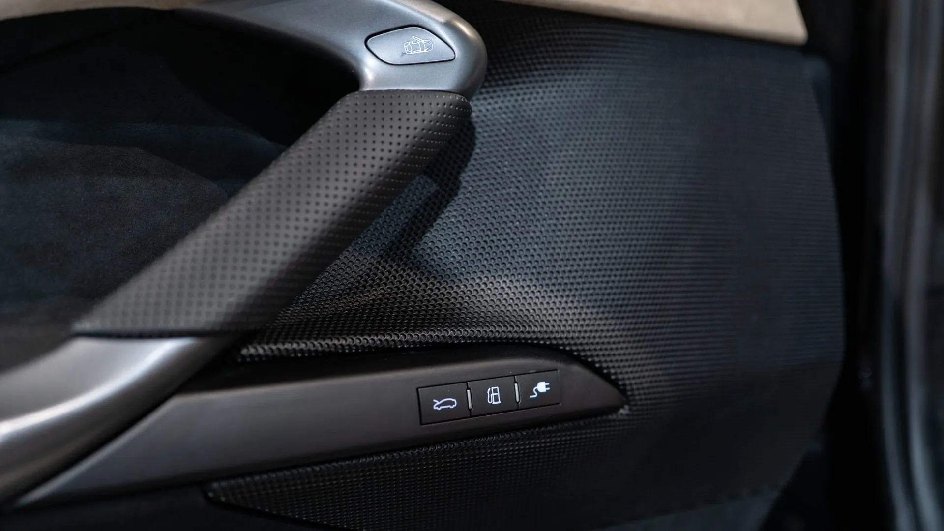Ferrari 296 — photo 14
