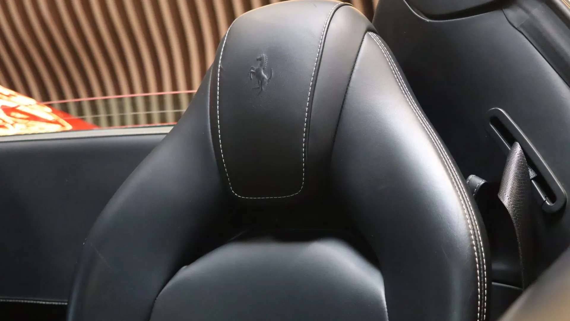 Ferrari 488 — photo 29