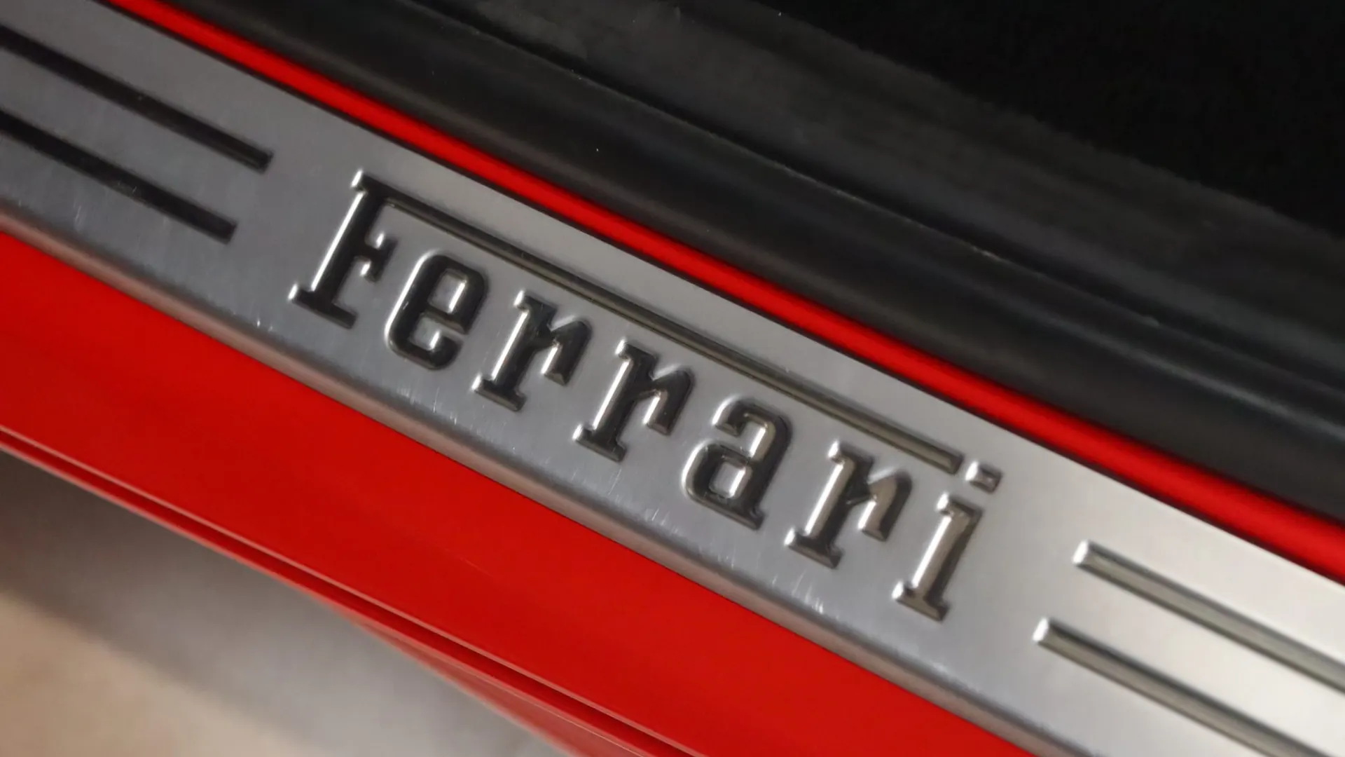 Ferrari 488 — photo 14