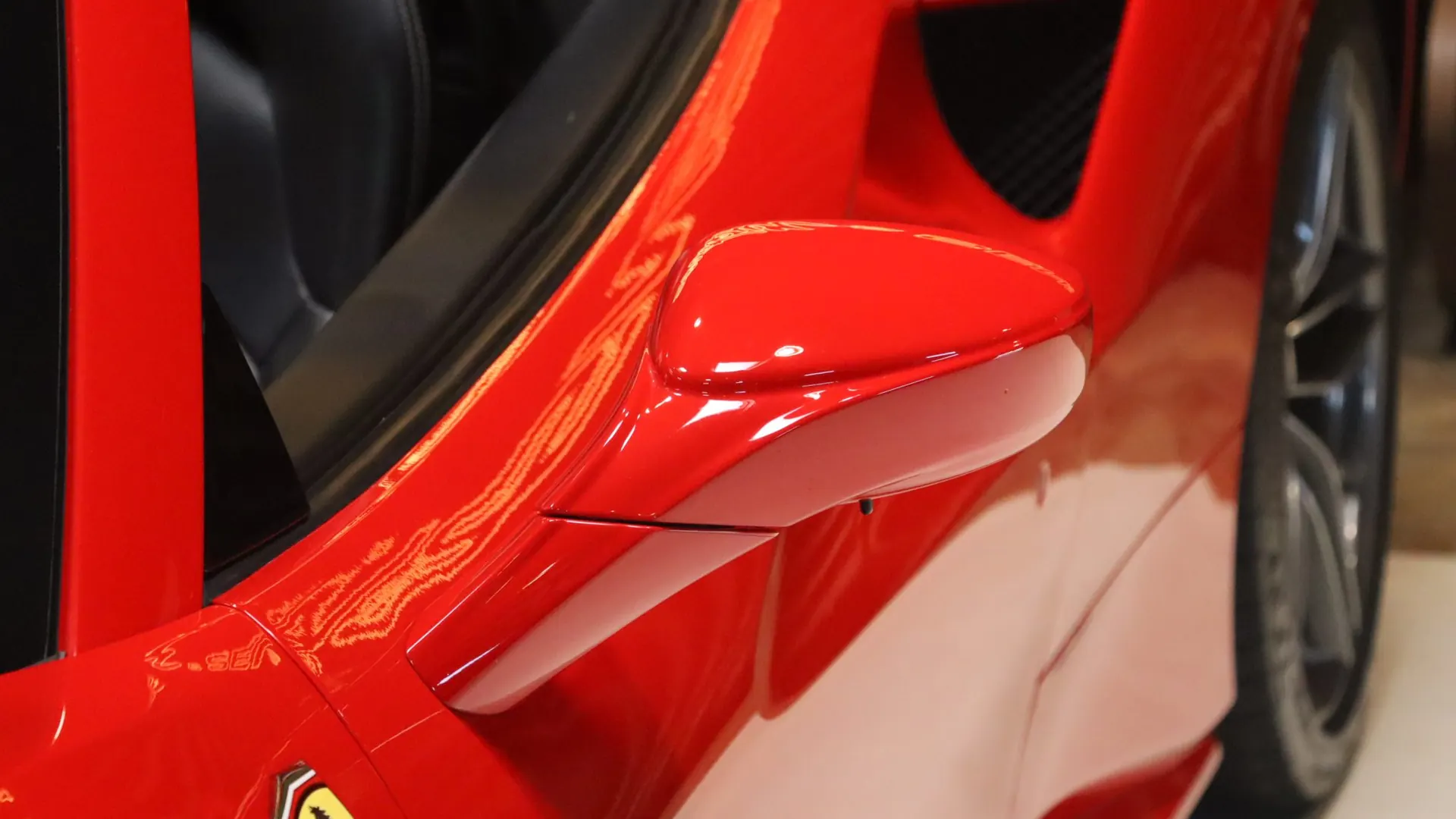 Ferrari 488 — photo 39