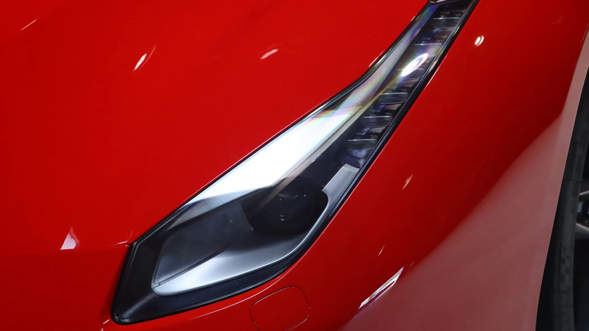Ferrari 488 — photo 31