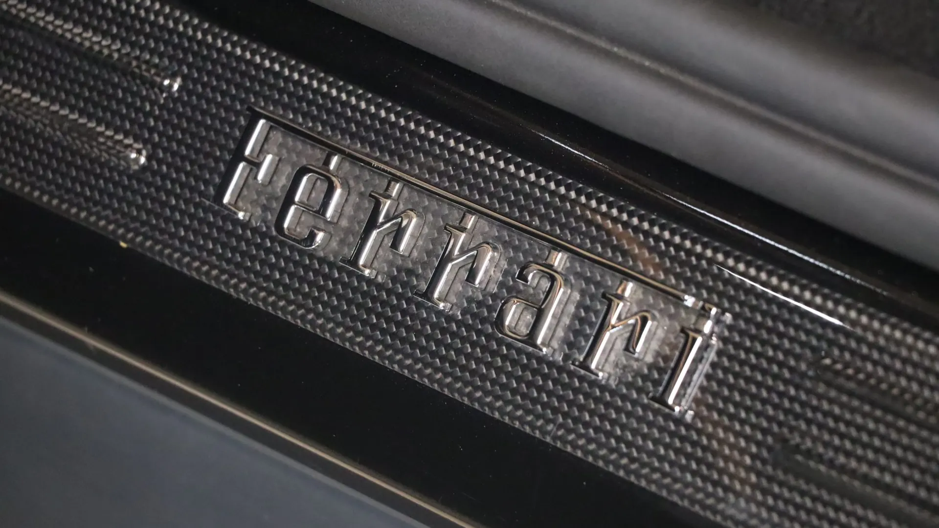 Ferrari 296 — photo 14