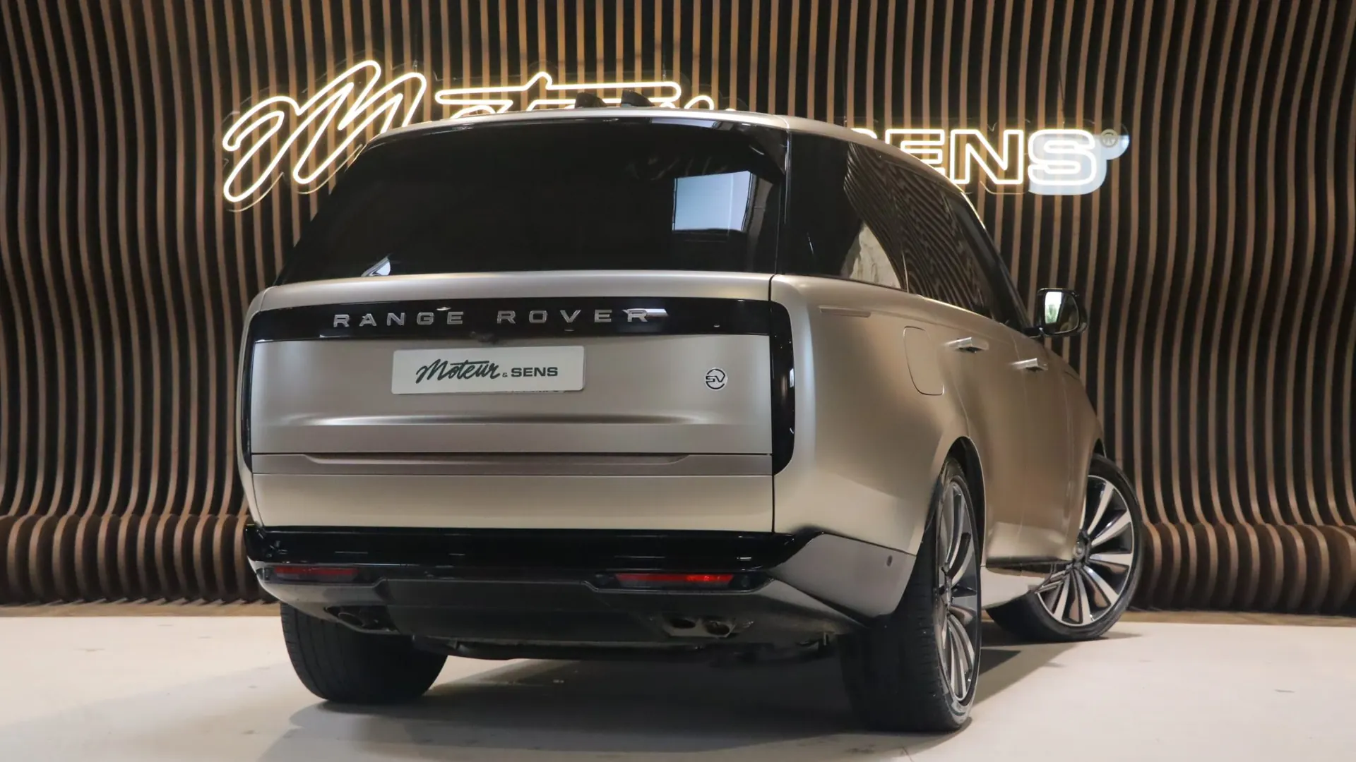 Land Rover RANGE — photo 2