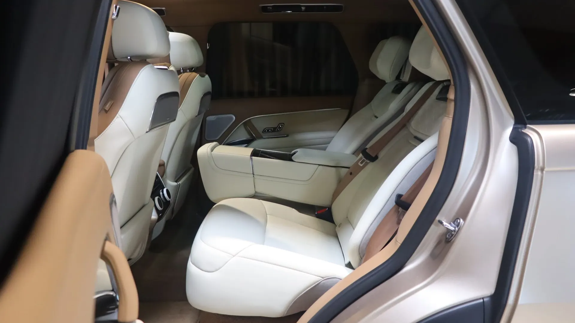 Land Rover RANGE — photo 31