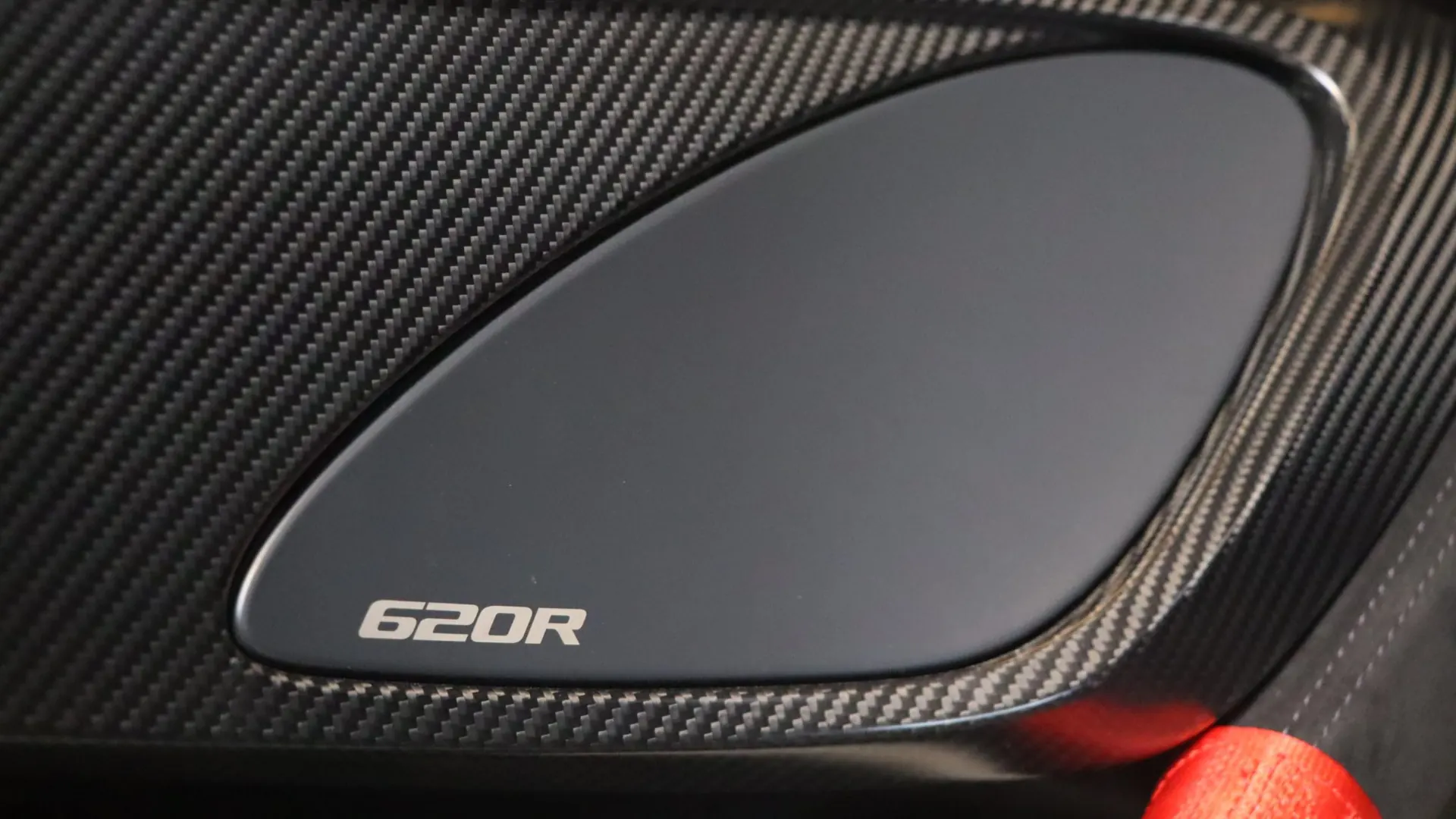 McLaren 620 — photo 11