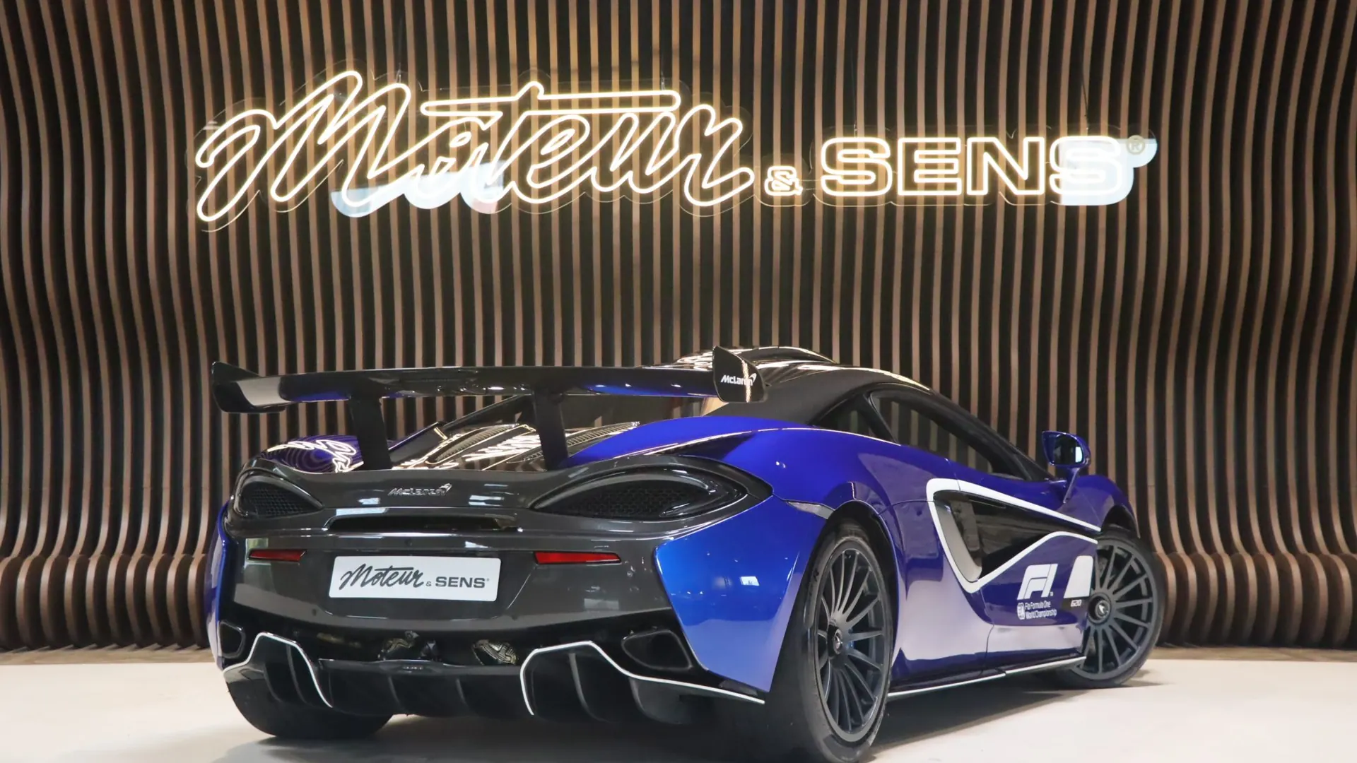 McLaren 620 — photo 2