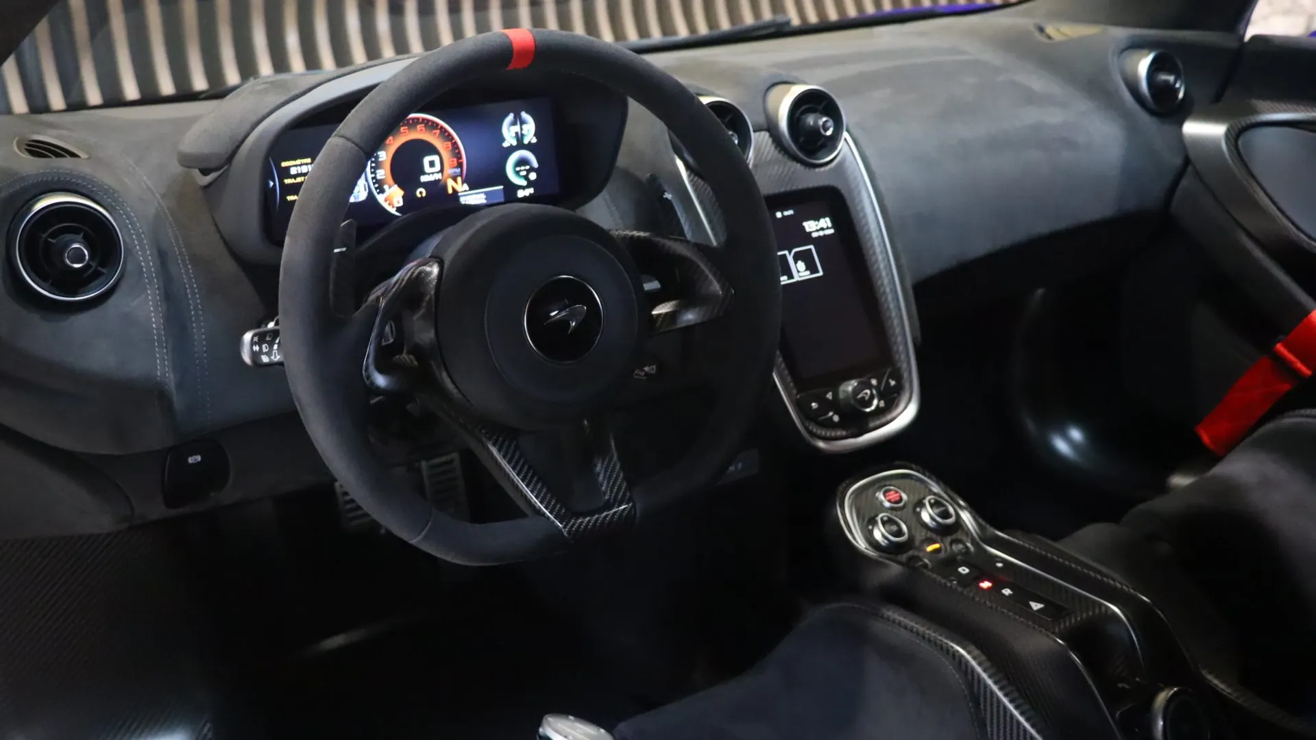 McLaren 620 — photo 13