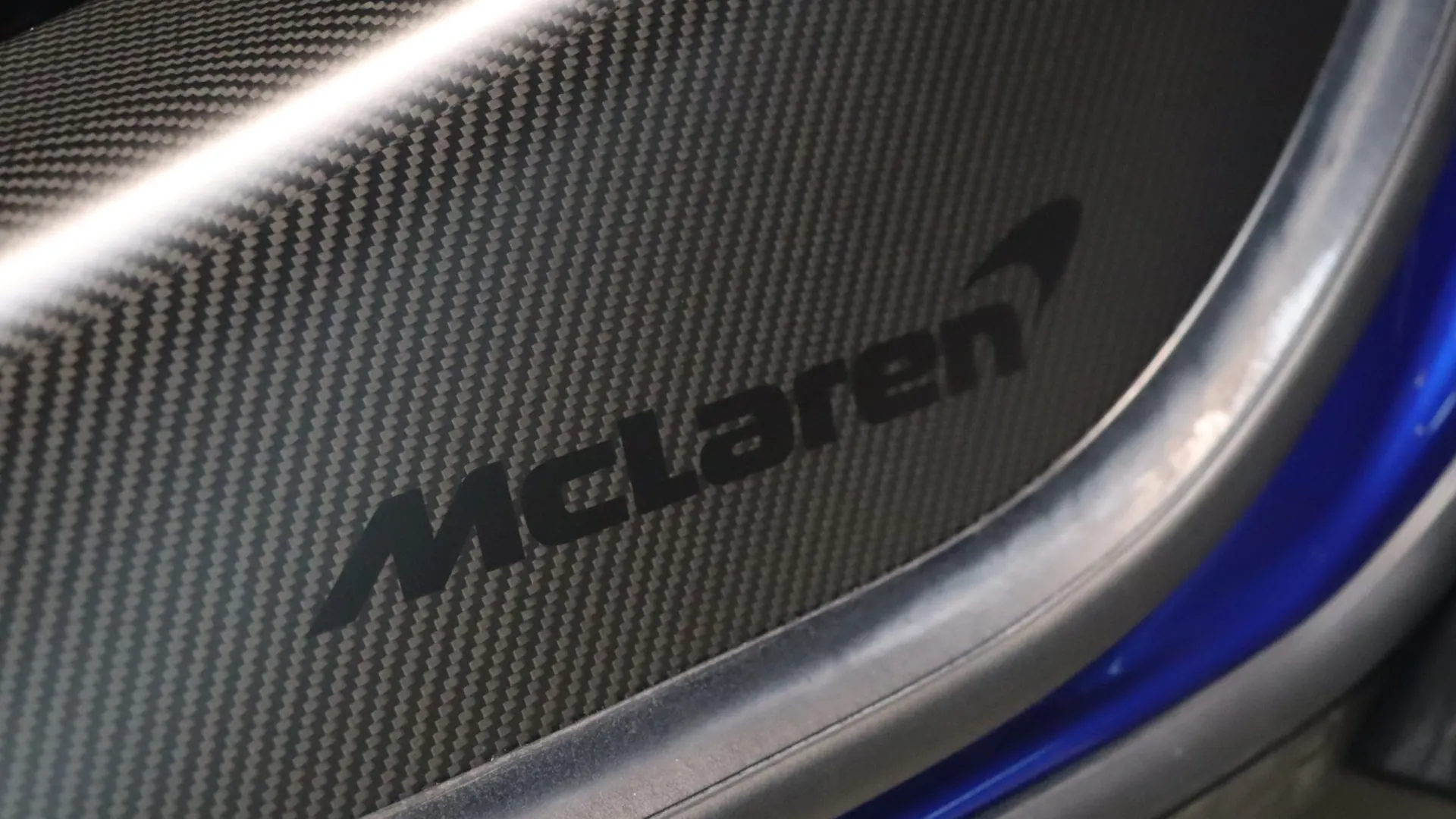 McLaren 620 — photo 12