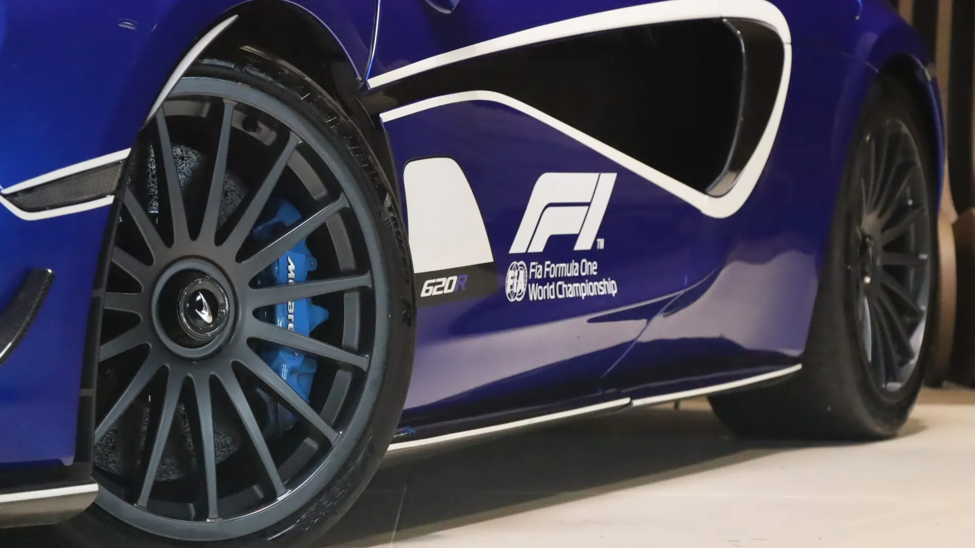 McLaren 620 — photo 42